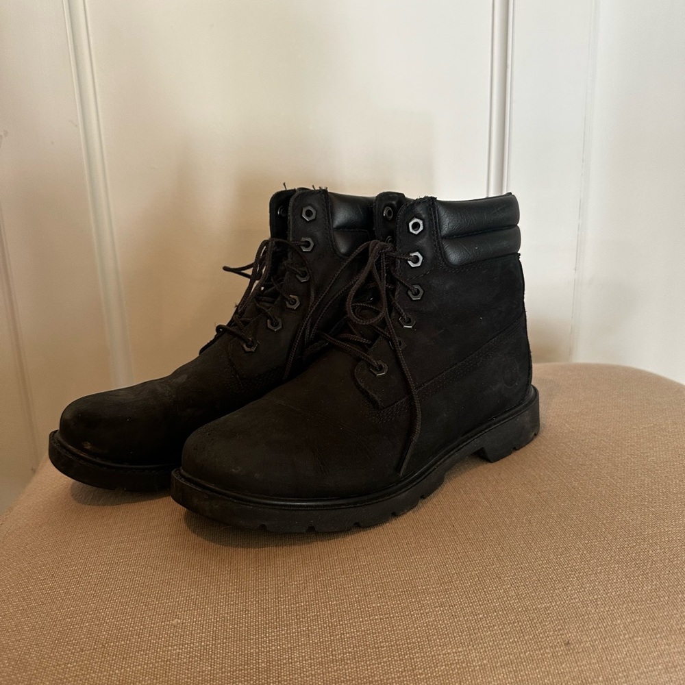 Timberland Black Waterproof Leather Boots | Women’s 8 Classic Lace-Up